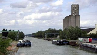 Le canal du Nord à Marquion, dans le Pas-de-Calais. © Wikimedia Le canal du Nord à Marquion, dans le Pas-de-Calais. © Wikimedia